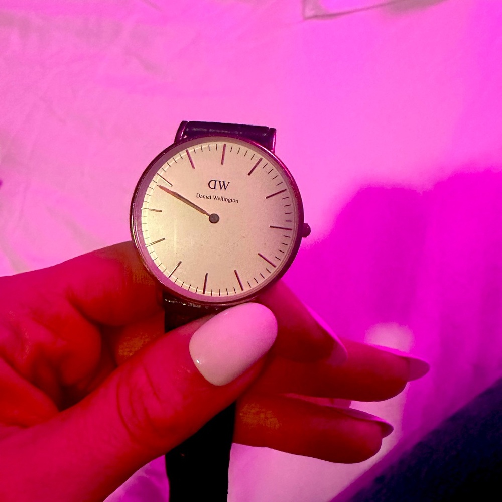 LIKE NEW Daniel Wellington Watch